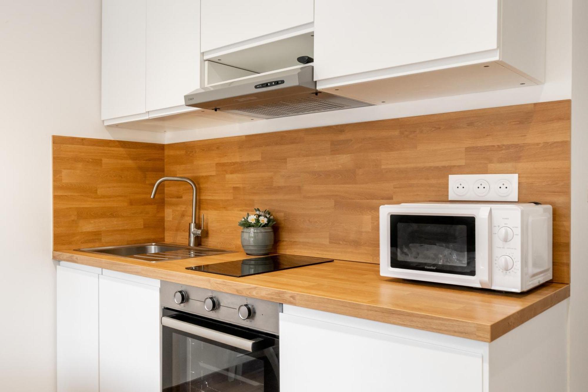Appartement Modern Apartment, Steps From Tramway *